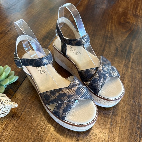 Boutique by Corkys | “Fluffie” Platform Wedge Sandals in Dark Snakeskin Print - Picture 2 of 7